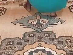 Hot mature carpet cleaning 2